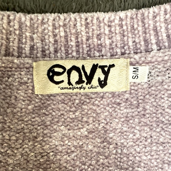 Lavender sweater - Picture 1 of 2